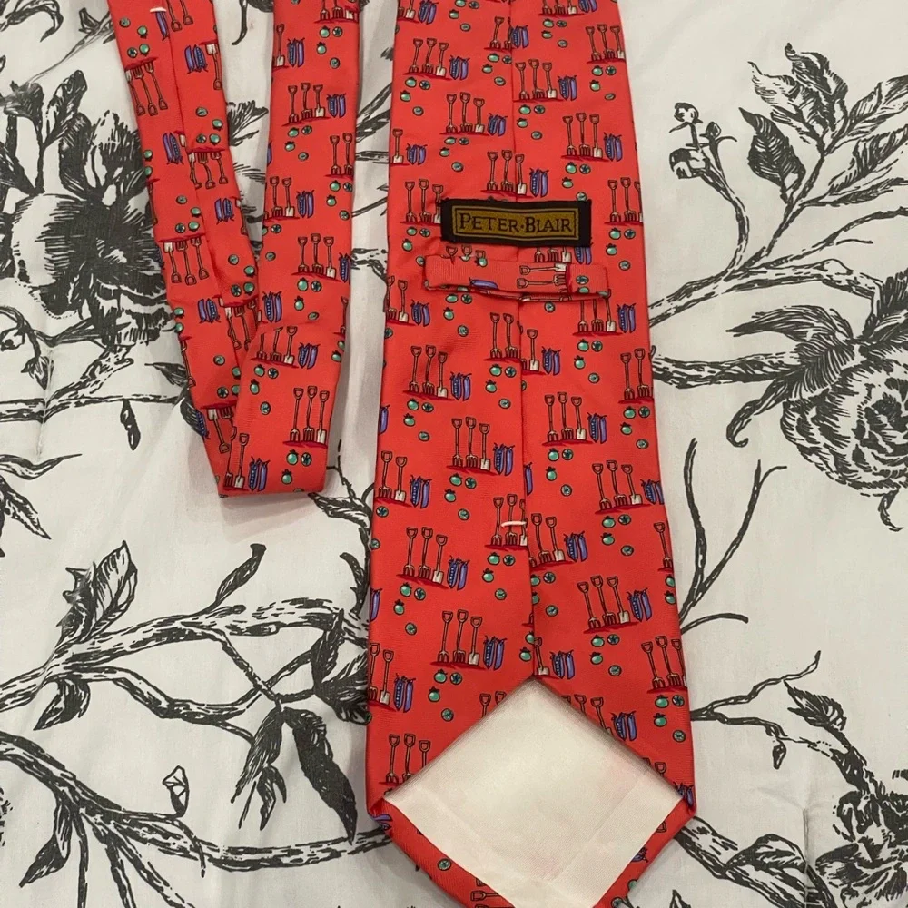 Peter Blair Coral 100%‎ Italian Silk Tie with Gardening Print
